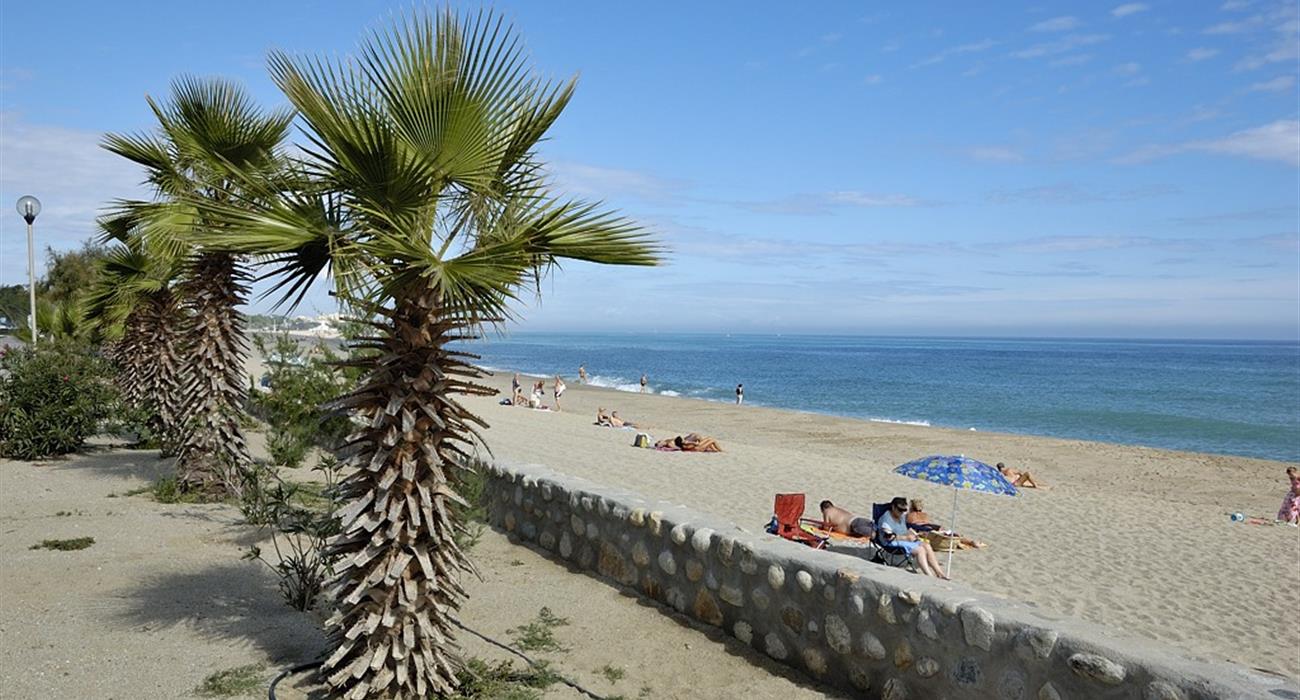 Argelès-sur-Mer près de l'Hôtel Triton, hôtel 2 étoiles vue mer, chambres d'hôtel avec vue sur la baie de Collioure, sur la Côte Vermeille, Pyrénées Orientales