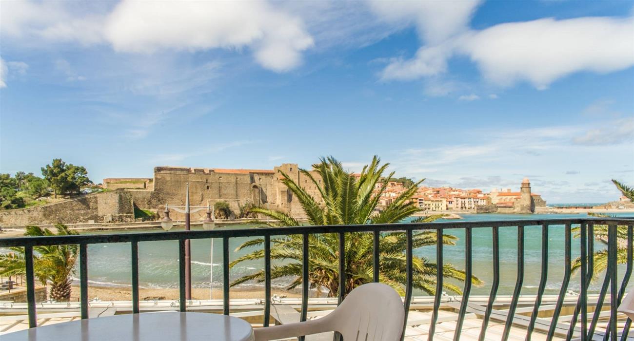 Chambre Twin Face Mer à l'Hôtel Triton, hôtel 2 étoiles vue mer, chambres d'hôtel avec vue sur la baie de Collioure, sur la Côte Vermeille, Pyrénées Orientales